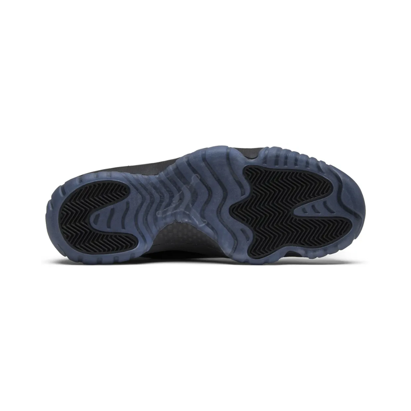 Air Jordan 11 Retro - "Cap and Gown"