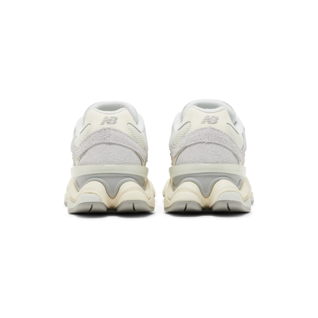 9060 - "Quartz Grey"