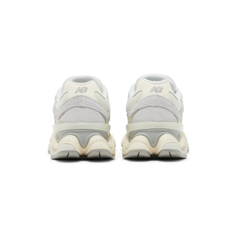 9060 - "Quartz Grey"