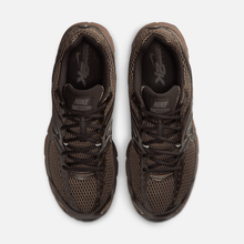 Nike Air Max Moto 2K Velvet - Marrom / Marrom-acinzentado