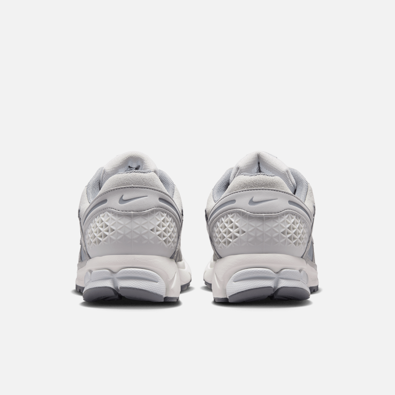 Nike Zoom Vomero 5 SE - Cinza-platinado / Cinza / Branco